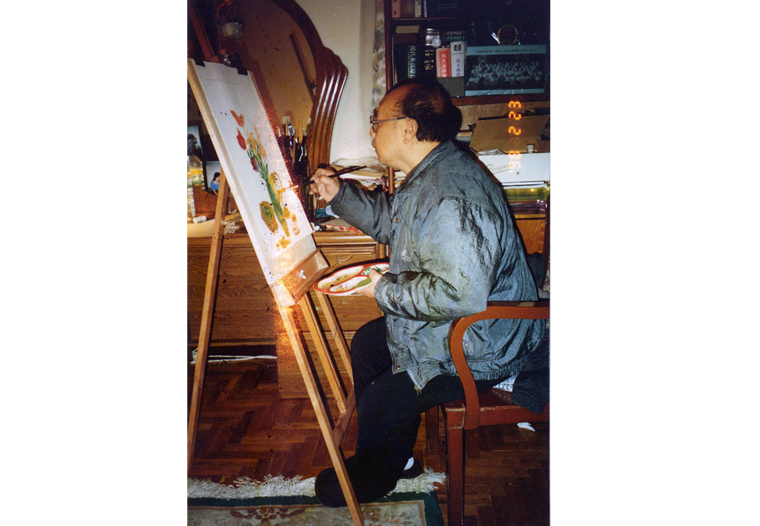 1998年2月23日郭景坤在家作画_副本.jpg